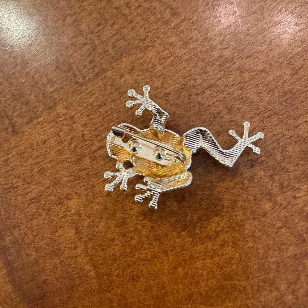 Sparkling Green Frog Brooch